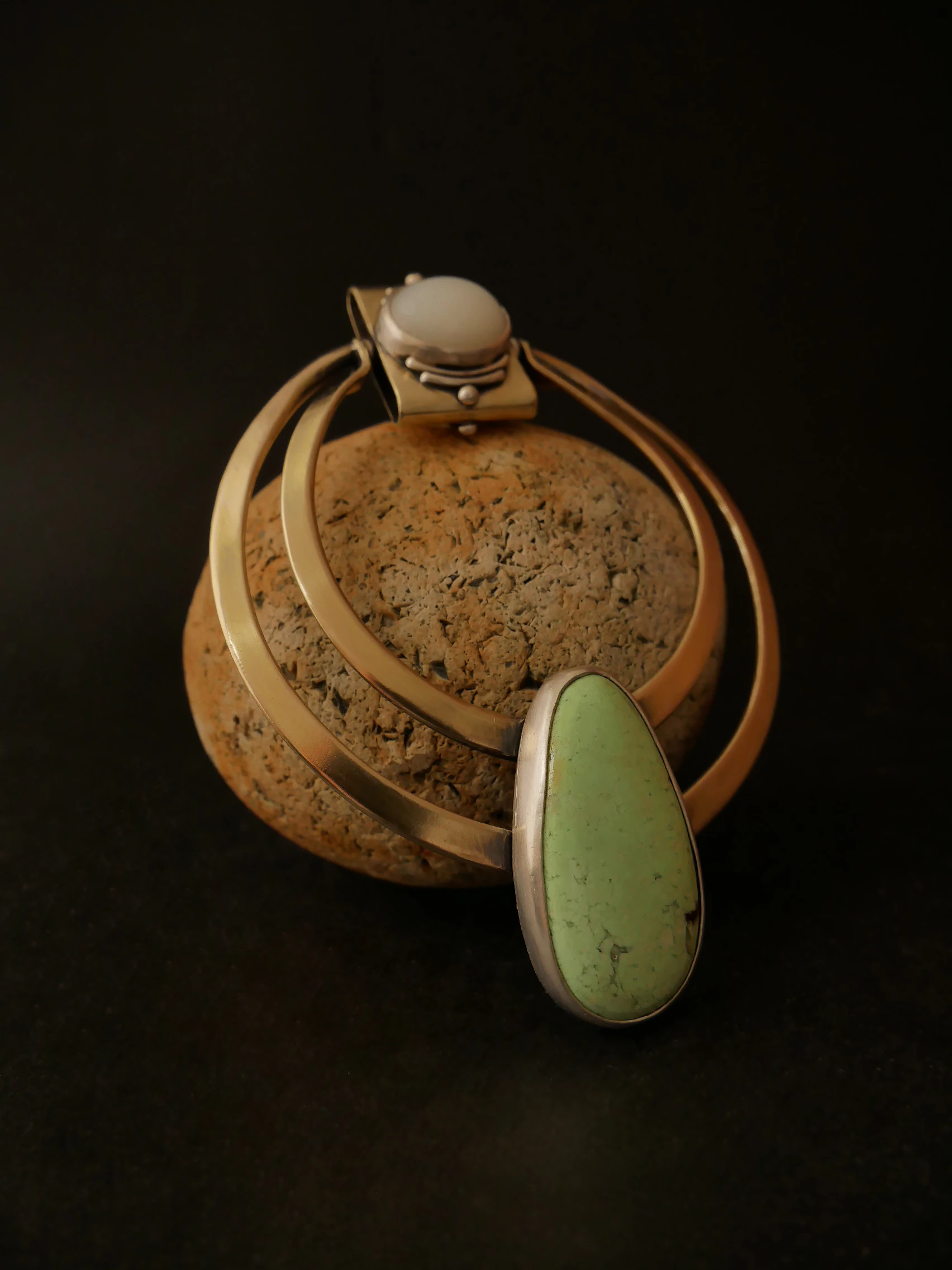Handcrafted transformable pendant Eliz'art – brass and silver, lemon magnesite and white moonstone, unique reversible piece
