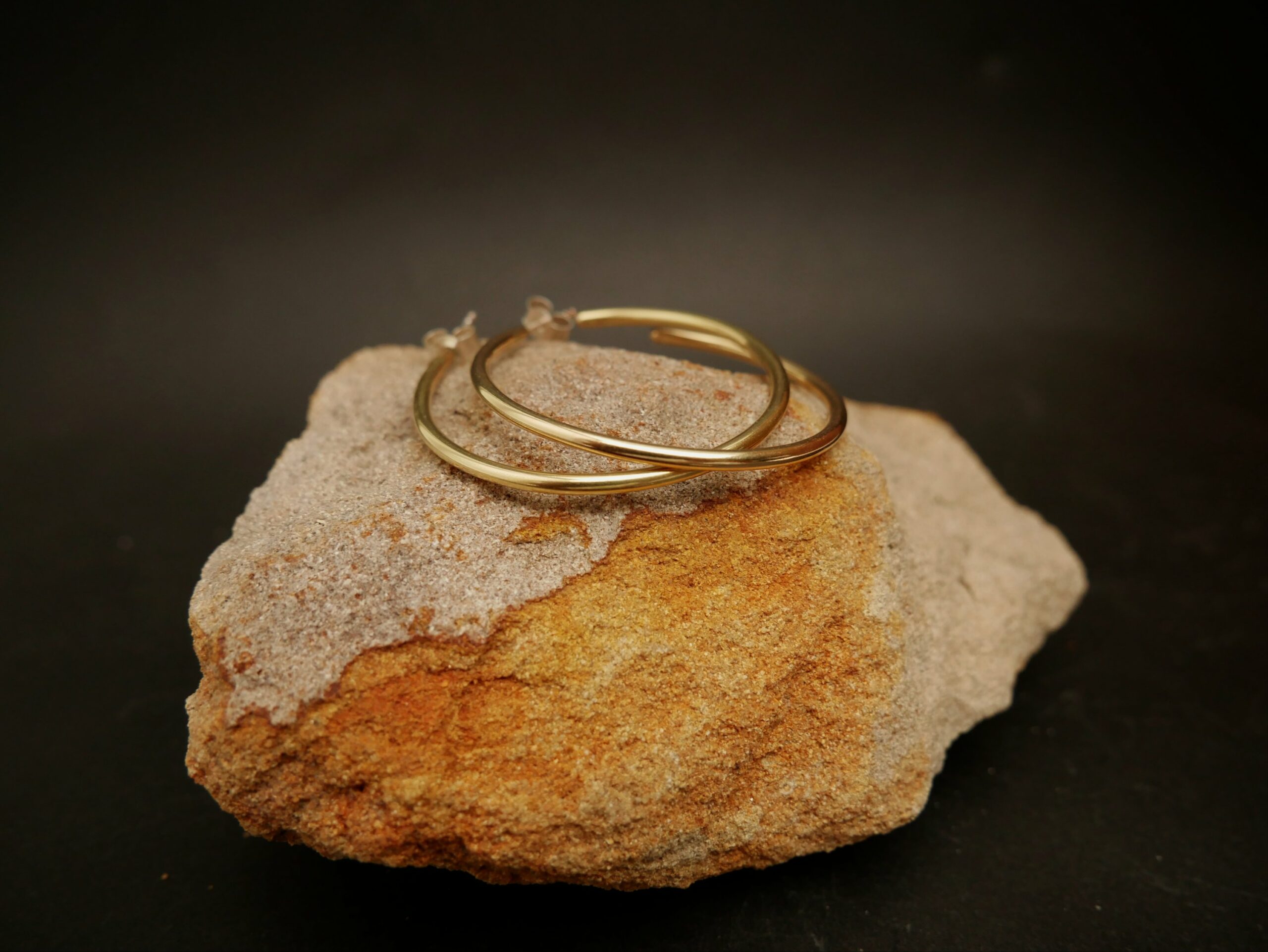 Créoles "Hemka" en argent et laiton